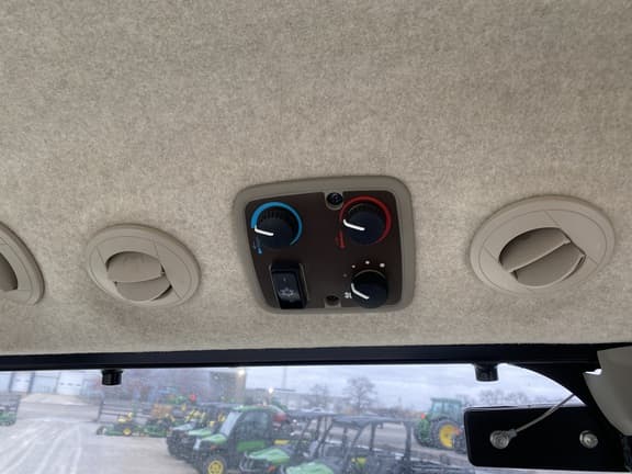 Image of John Deere 4066R equipment image 1