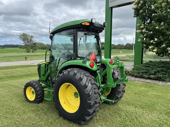 Image of John Deere 4066R equipment image 1