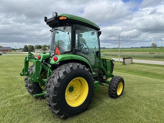 Image of John Deere 4066R equipment image 3