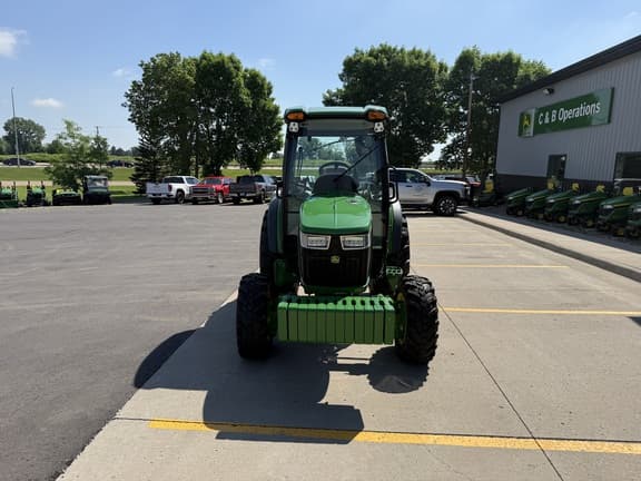 Image of John Deere 4066R equipment image 2