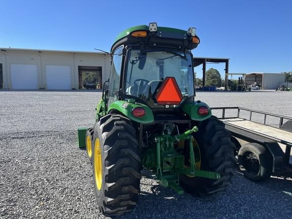 Image of John Deere 4066R equipment image 2