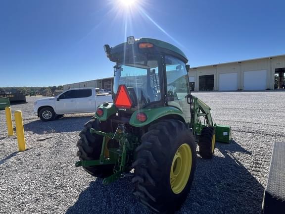 Image of John Deere 4066R equipment image 1