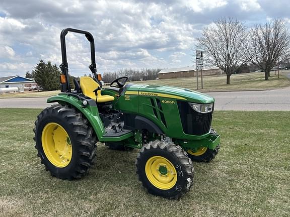 Image of John Deere 4066R Image 0