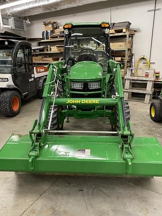 Image of John Deere 4066R equipment image 2