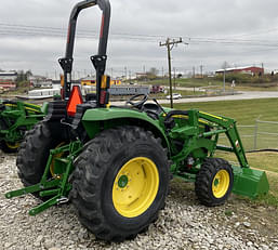 Main image John Deere 4066R 3