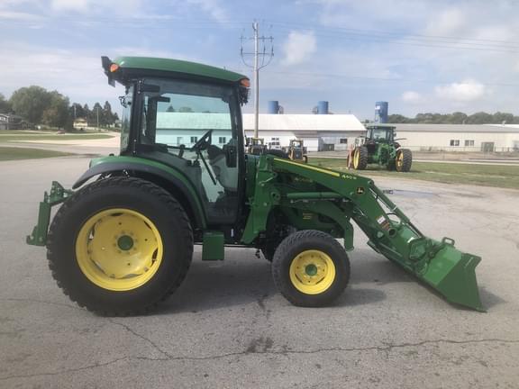 Image of John Deere 4066R equipment image 4
