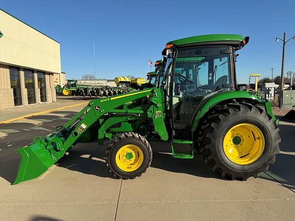 Image of John Deere 4066R Primary image