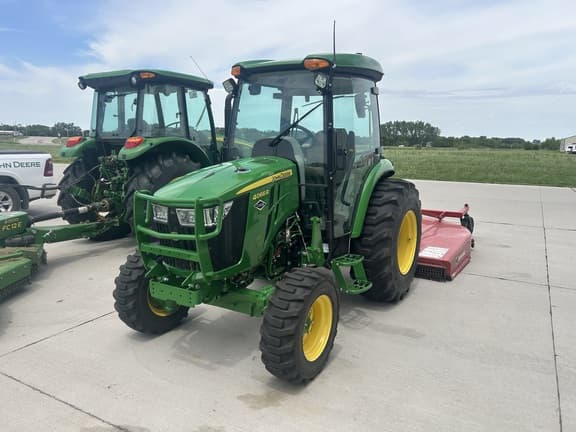 Image of John Deere 4066R equipment image 1