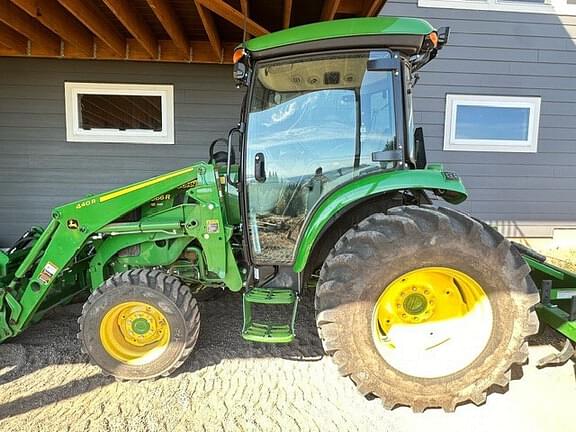 Image of John Deere 4066R equipment image 1