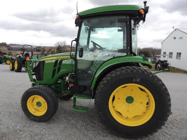 Image of John Deere 4066R equipment image 1