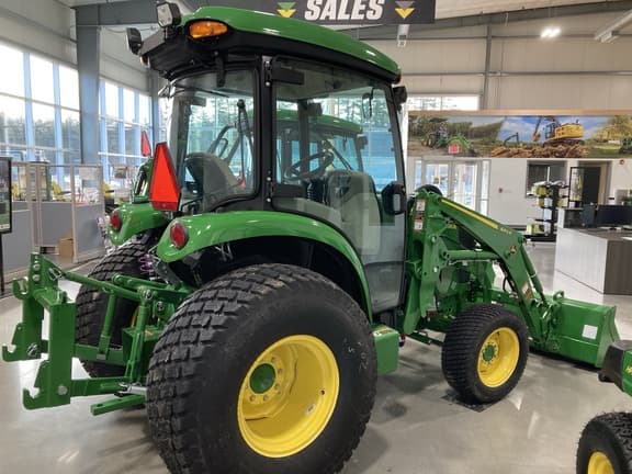 Image of John Deere 4066R equipment image 1