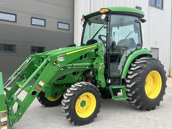 Image of John Deere 4066R Primary image