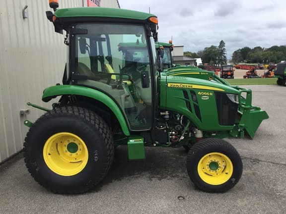 Image of John Deere 4066R equipment image 3