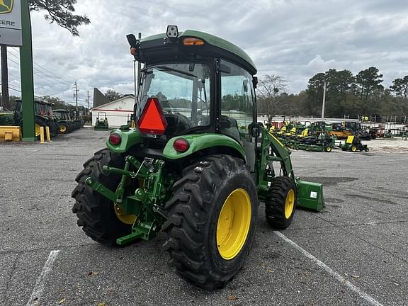 Image of John Deere 4066R equipment image 2