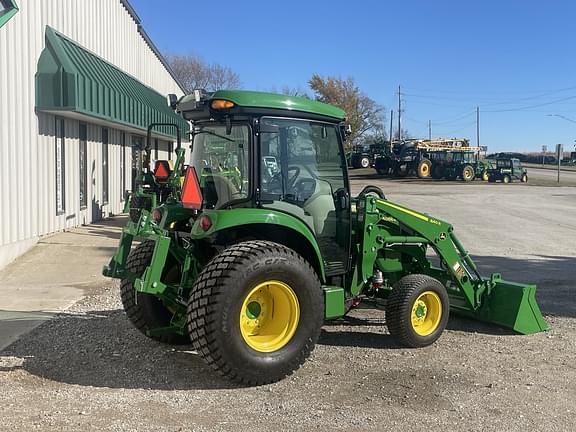 Image of John Deere 4066R equipment image 3