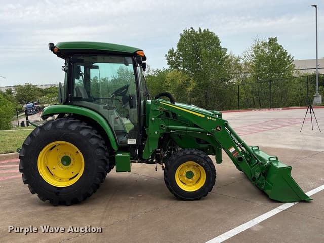 Image of John Deere 4066R equipment image 3