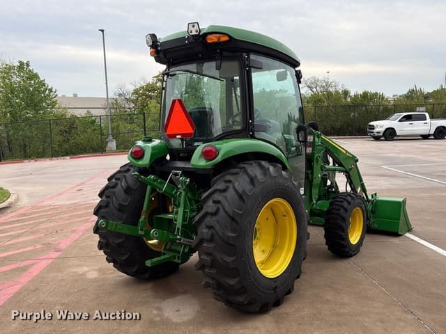 Image of John Deere 4066R equipment image 4