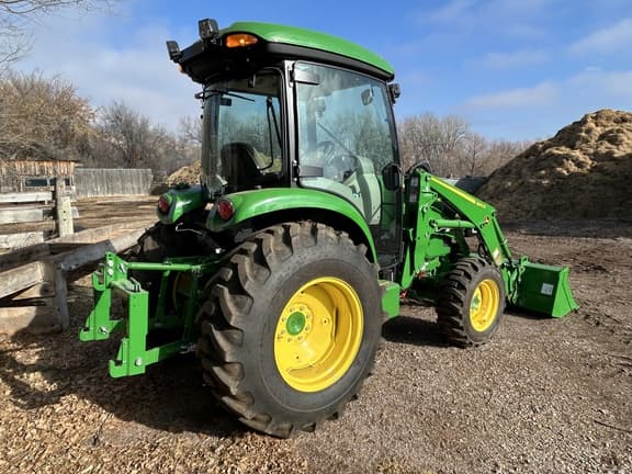 Image of John Deere 4075R equipment image 3