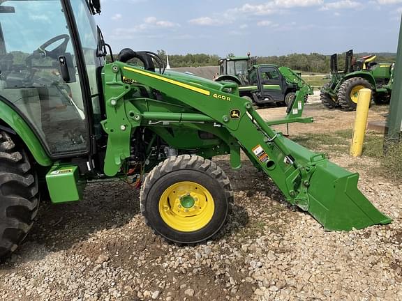 Image of John Deere 4075R equipment image 2