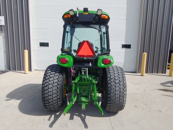 Image of John Deere 4075R equipment image 3