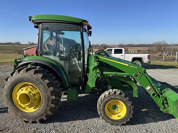 Image of John Deere 4075R Primary image