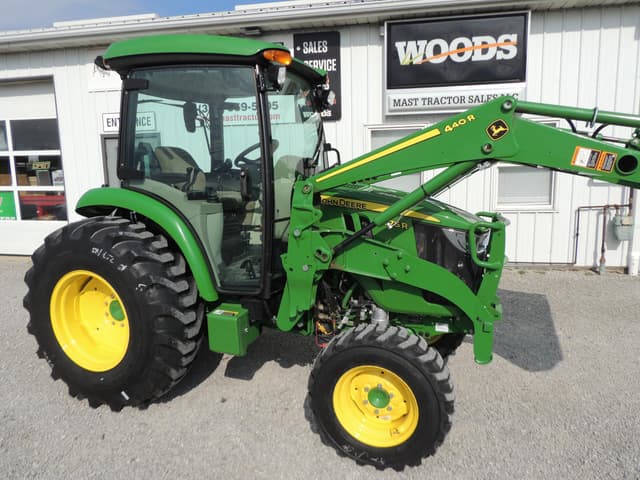 Image of John Deere 4075R equipment image 2