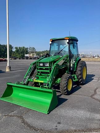 Image of John Deere 4075R equipment image 4