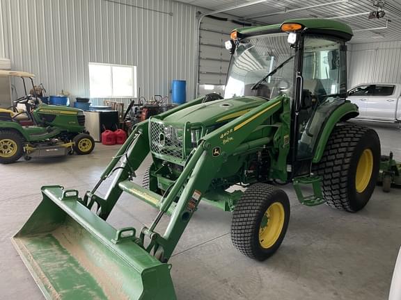 Image of John Deere 4075R equipment image 1