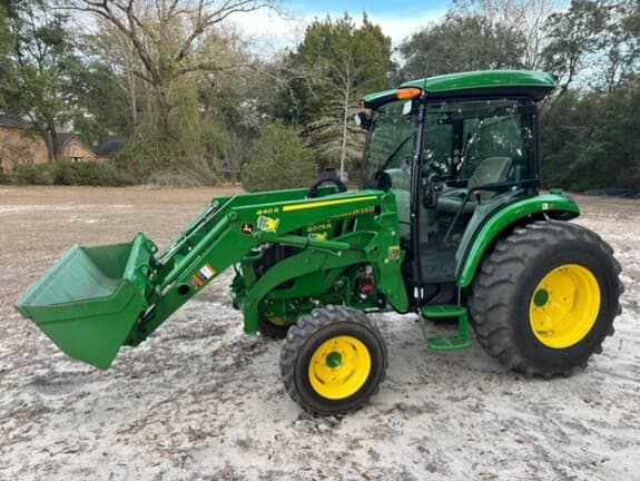Image of John Deere 4075R equipment image 3