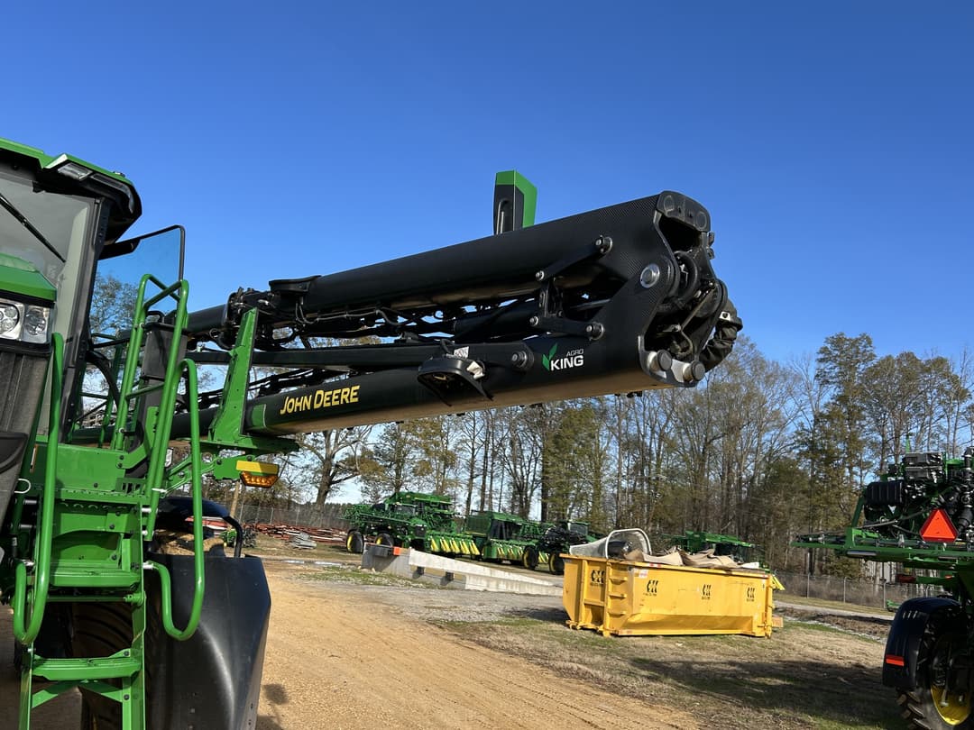 Image of John Deere 408R Image 0