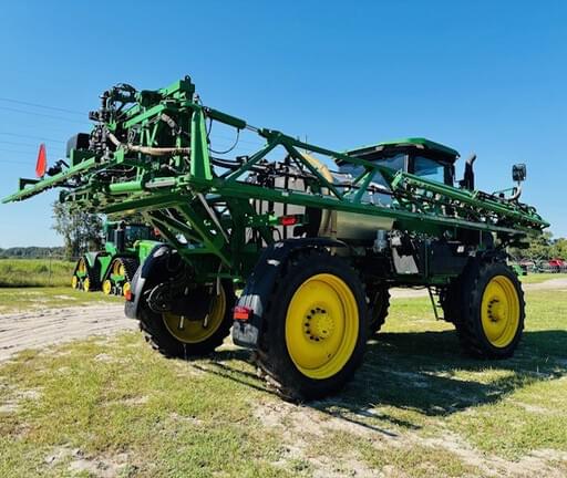 Image of John Deere 408R equipment image 4