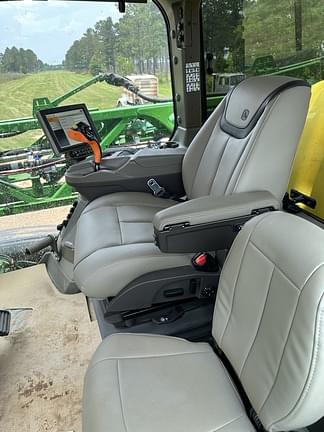 Image of John Deere 408R equipment image 4