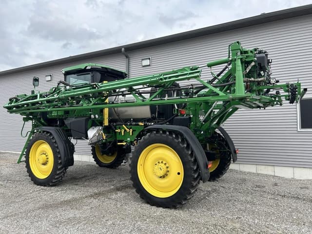 Image of John Deere 408R equipment image 4