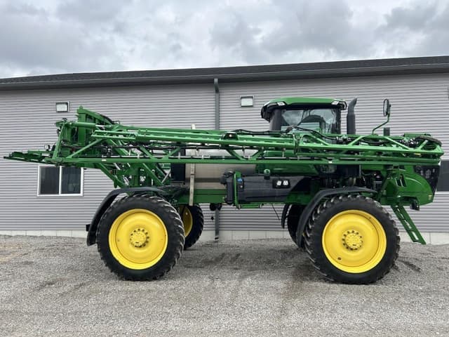 Image of John Deere 408R equipment image 3