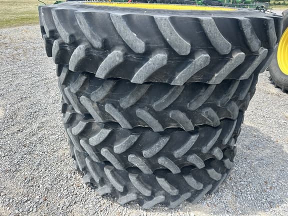 Image of John Deere 408R equipment image 4