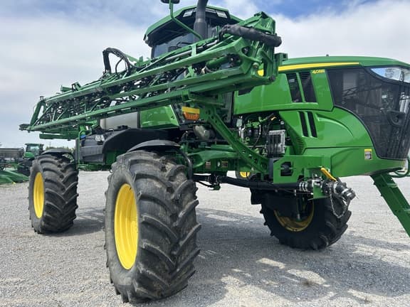 Image of John Deere 408R equipment image 3