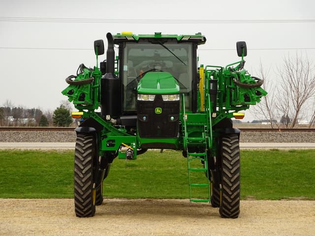 Image of John Deere 408R equipment image 1