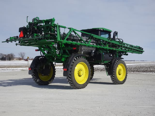 Image of John Deere 408R equipment image 4