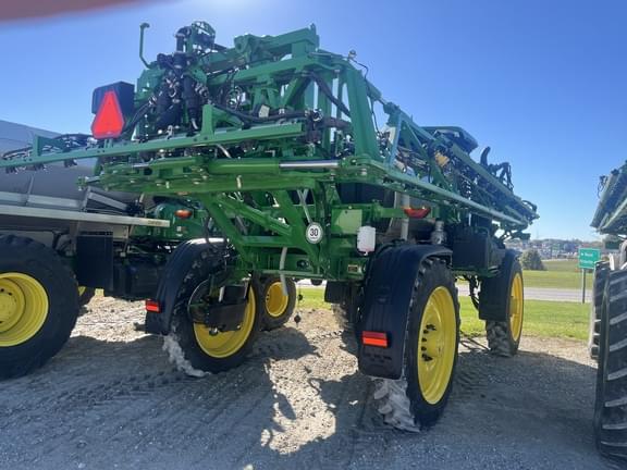 Image of John Deere 408R equipment image 4