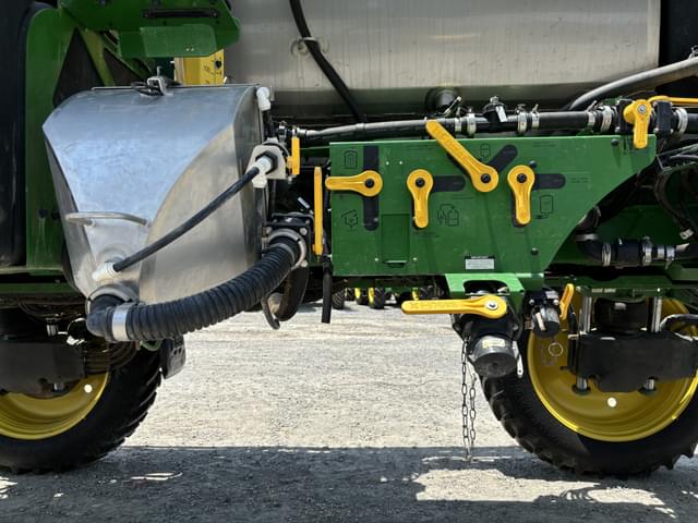 Image of John Deere 408R equipment image 2