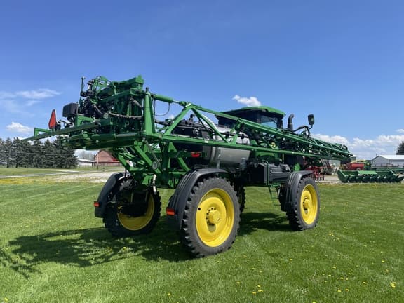 Image of John Deere 408R equipment image 4