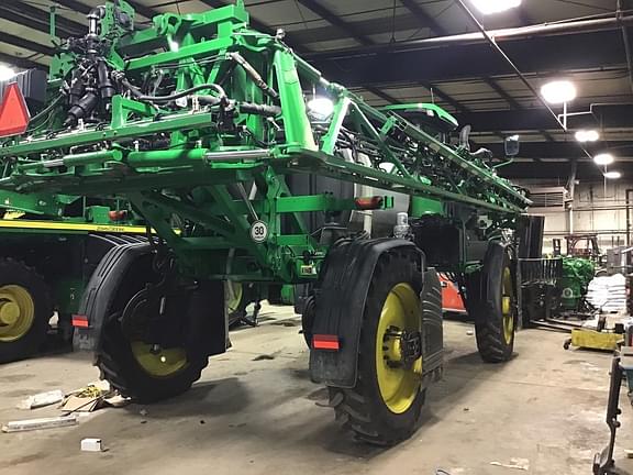Image of John Deere 408R equipment image 4