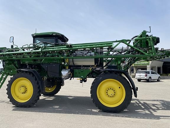 Image of John Deere 408R equipment image 3