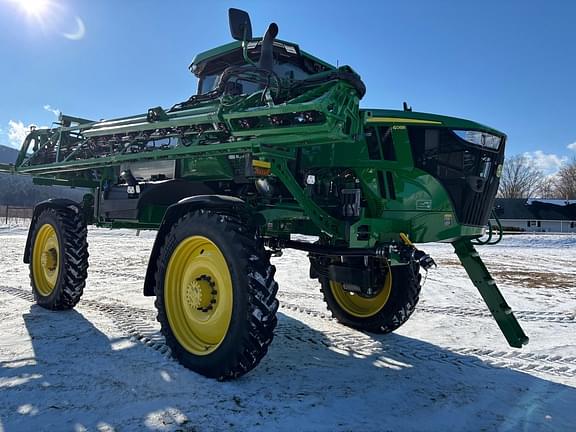 Image of John Deere 408R equipment image 3