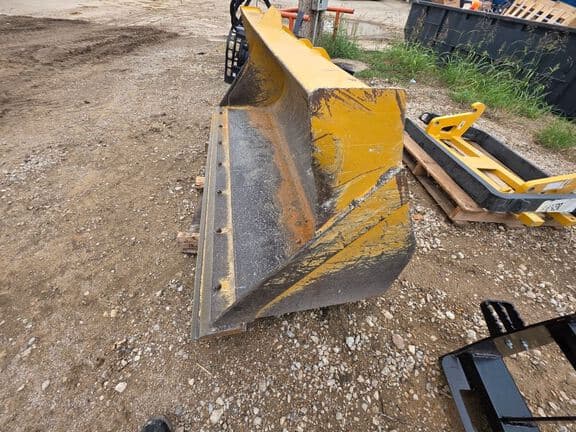Image of John Deere Backhoe Bucket equipment image 3