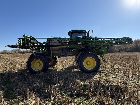 Image of John Deere 410R equipment image 2