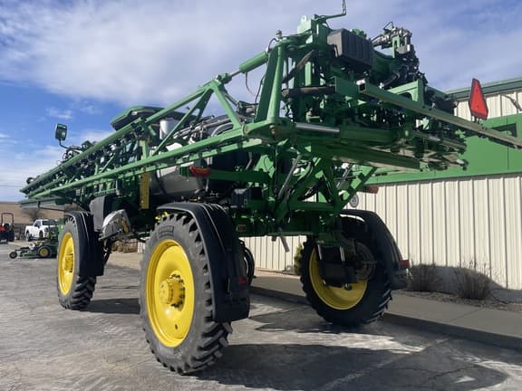 Image of John Deere 410R equipment image 4