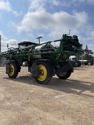 Image of John Deere 410R equipment image 2