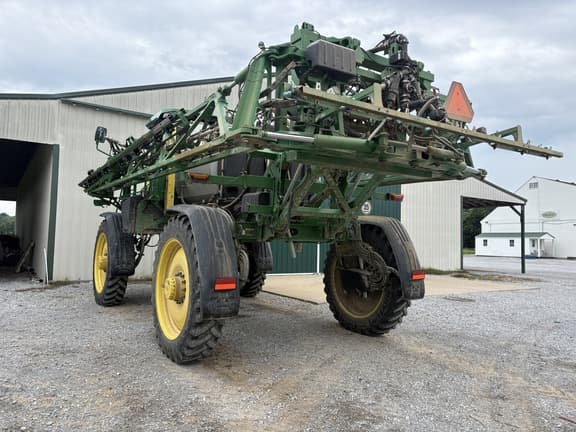 Image of John Deere 410R equipment image 4