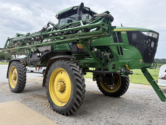 2024 John Deere 410R Equipment Image0